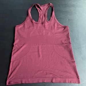 NWOT Lululemon Swiftly Tech Tank, Size 10.